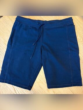 2 Pair (Navy & Black) Drawstring Athletic Shorts size Medium 34”+ waist